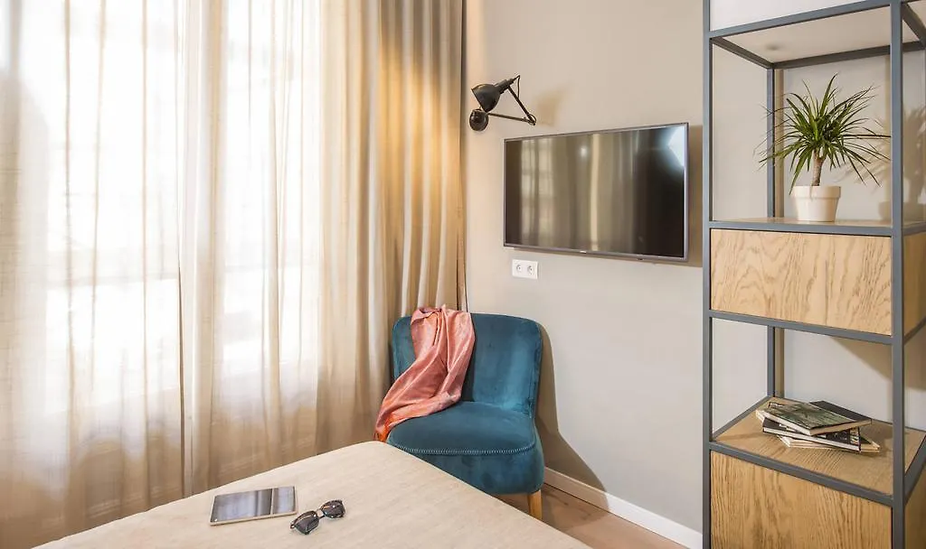 Mosaic By Ona Hotell Barcelona
